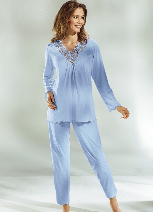 Lång- & kortärmade pyjamasar - Pyjamas, långa ärmar med V-ringning och spets, i storlek 036 till 054, i färg BLEU Utsikt 1