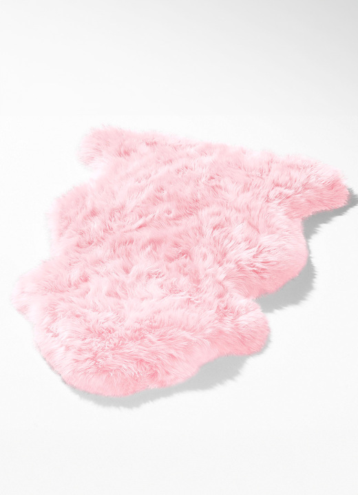 Mattor - Matta gjord av äkta lammskinn i form av ett djur, i färg ROSA Utsikt 1