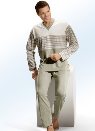 Götting V-ringad pyjamas, naturfiber