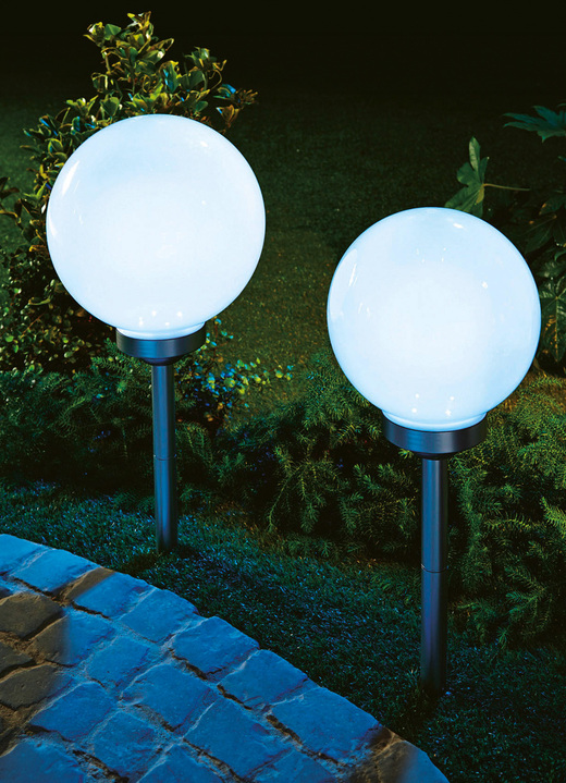 Trädgårdsbelysning - LED solenergi trädgårdslampa, i färg VIT SILVER, I utförande små Utsikt 1