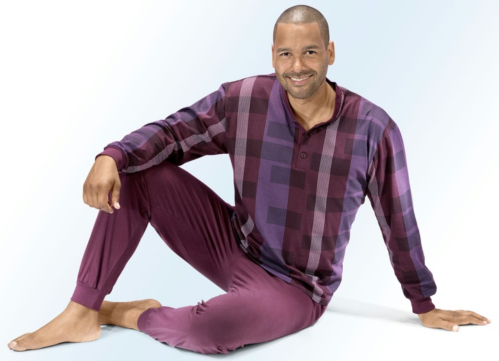 Pyjamasar - Pyjamas med knappslå, rutigt mönster och muddar, i storlek 048 till 068, i färg KASTANJ Utsikt 1
