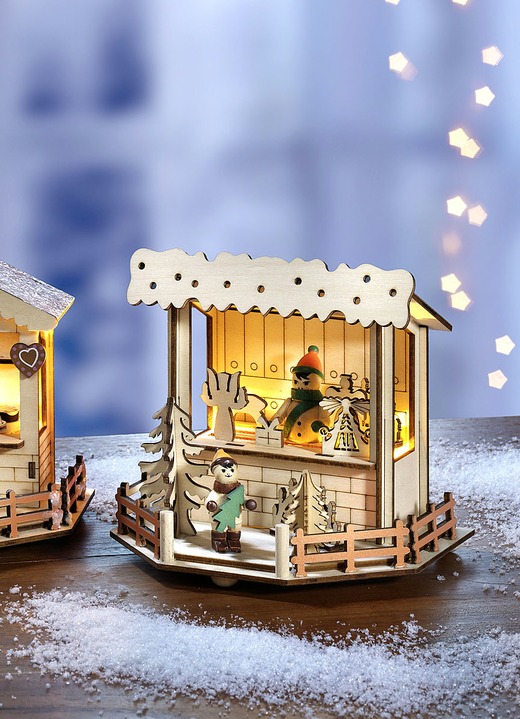 - Julmarknadsstånd i trä med LED-belysning, i färg NATUR, I utförande Ståbord Pyramider med barn Utsikt 1