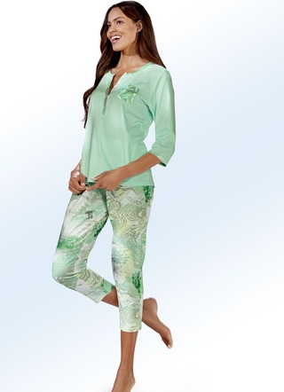 E.femme pyjamas med 3/4-långa ärmar och 7/8-långa byxor