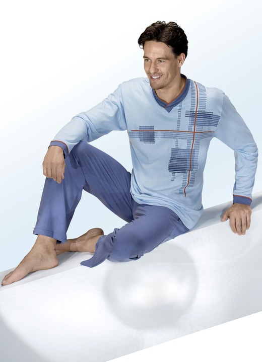 Pyjamasar - Pyjamas med V-ringning, placerat tryck och öppna ärmslut, i storlek 046 till 106, i färg LJUSBLÅ-BLÅ