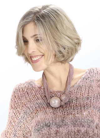 Glittrande boll halsband