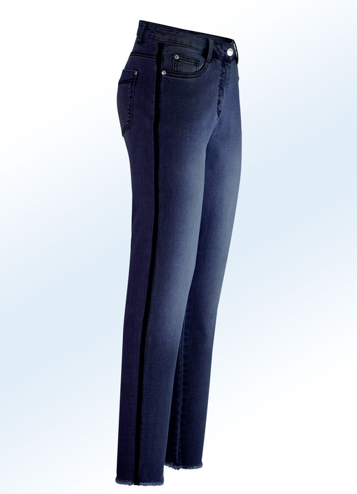 - Jeans med ett trendigt dekorativt sammetsband, i storlek 017 till 050, i färg MÖRKBLÅ Utsikt 1