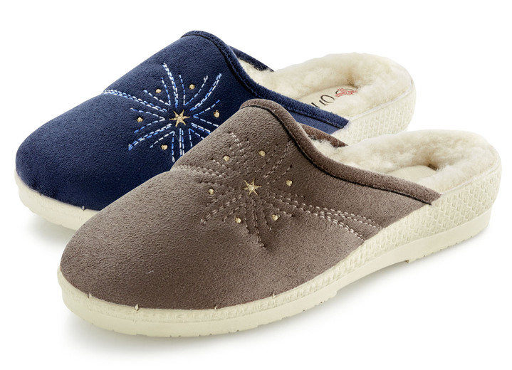 Tofflor - Tvåpack varma damtofflor, bredd H, med ull, i storlek 036 till 041, i färg TAUPE+NAVY Utsikt 1
