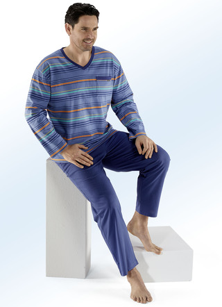 Pyjamas med V-ringning och garnfärgad randig design / hållbar bomullsodling