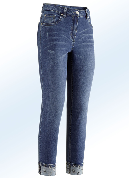 7/8-byxor, capribyxor, bermudashorts - Eleganta jeans i 7/8-längd med vackra strasskanter, i storlek 018 till 052, i färg JEANS BLÅ Utsikt 1