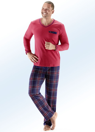 Pyjamas med V-ringning och påsydd bröstficka