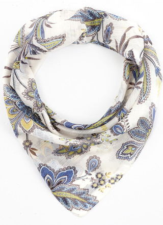 Nicki Scarf med blommönster