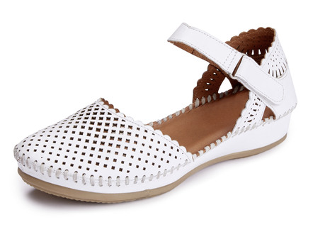 ELENA EDEN sandal tillverkad av mjukt nappakläder