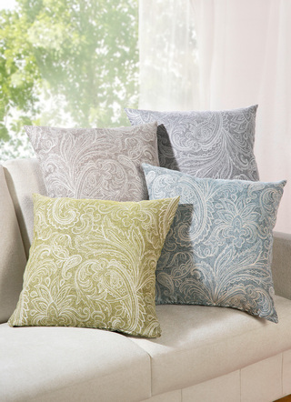 Eleganta kuddfodral med paisleydesign