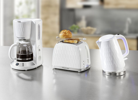 Russell Hobbs frukostserie Honeycomb i högglansig plast