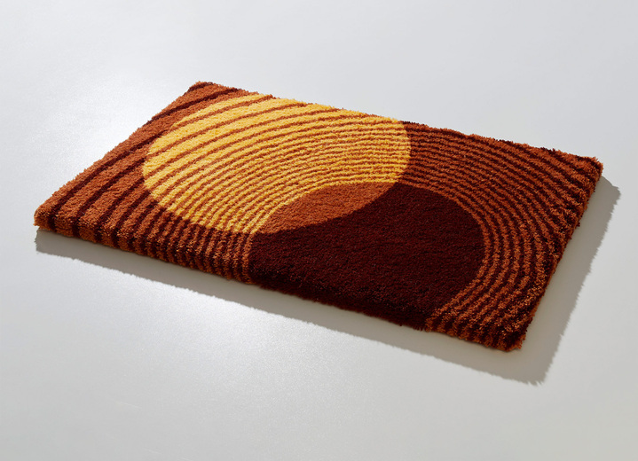 Badrumsinredning - Badrumsset från LineaDue med halkfri baksida, i storlek 100 (Halvrund matta, 50/ 80 cm) till 112 (Skydd för toalettlock, 47/ 50 cm), i färg TERRA Utsikt 1