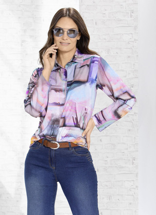 T-shirtblus med kontinuerlig tryckknappslacket