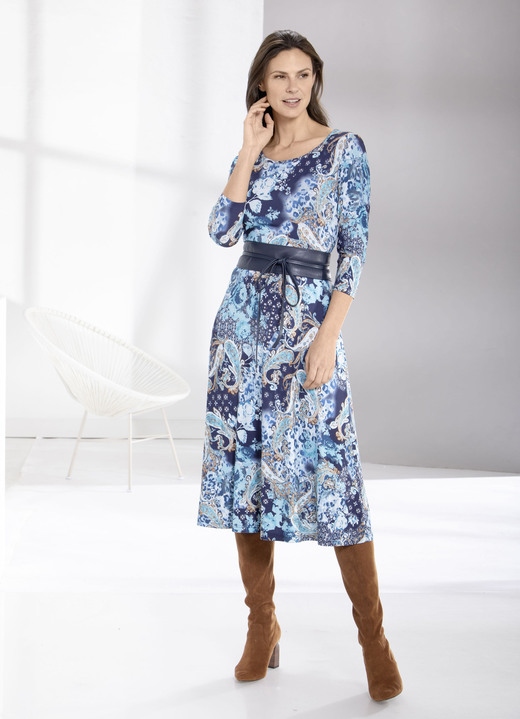 Lång ärm - Klänning med utsvängd kjol, i storlek 019 till 054, i färg TURKOS MARINFÄRG