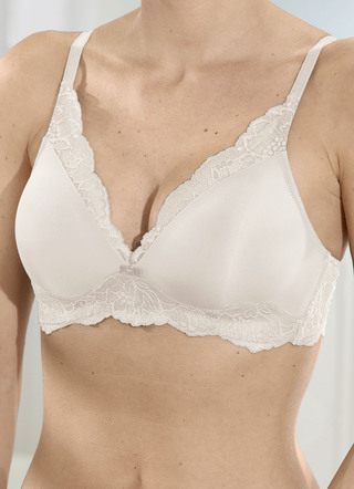 Triumph Amourette Charm BH