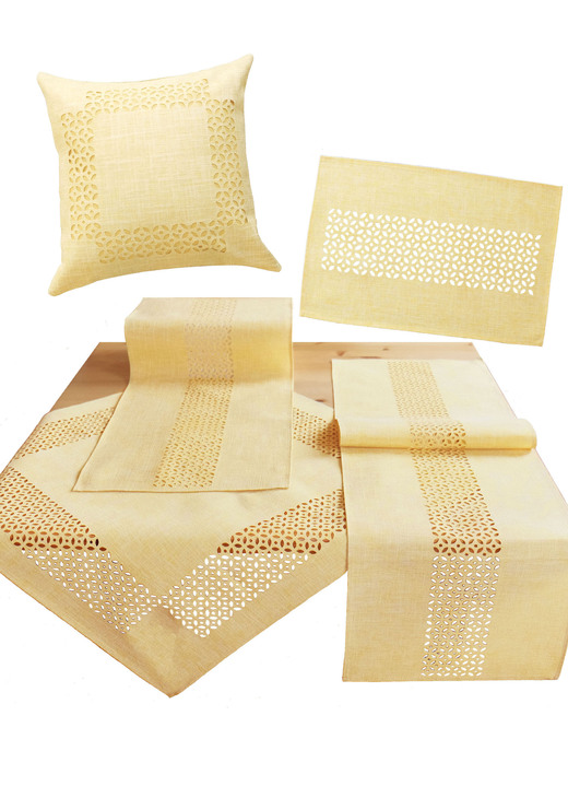 Prydnadskuddar & överdrag - Duk med dekorativ hålslagning, i storlek 135 (2x bordstablett, 30/45 cm) till 404 (örngott, 40/ 40 cm), i färg GUL Utsikt 1