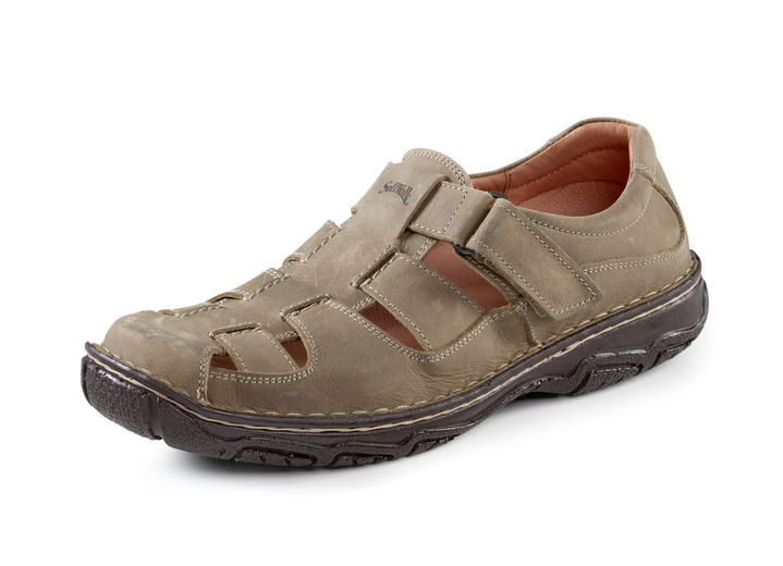 Loafers & snörskor - Loafers med luftiga öppningar, i storlek 039 till 046, i färg BRUN Utsikt 1