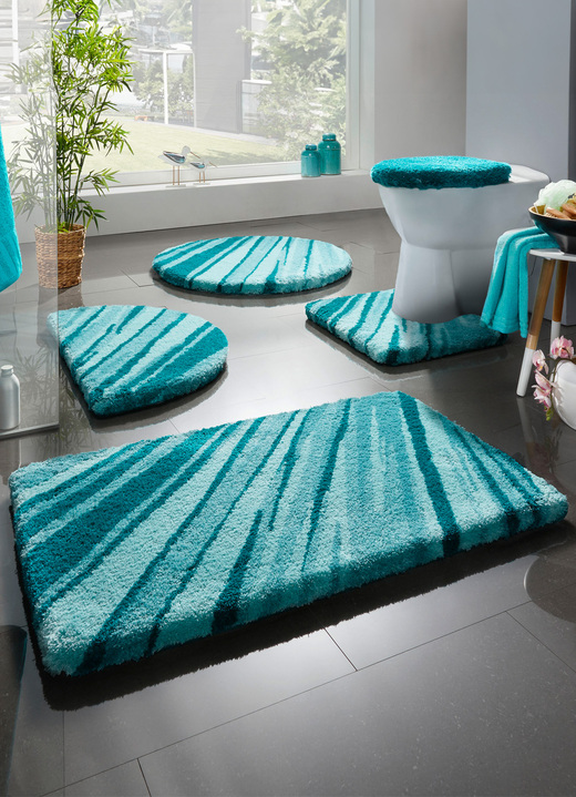 Kleine Wolke - Badrumsset från Kleine Wolke, i storlek 100 (Halvrund matta, 50/ 80 cm) till 112 (Skydd för toalettlock, 47/ 50 cm), i färg AQUA Utsikt 1