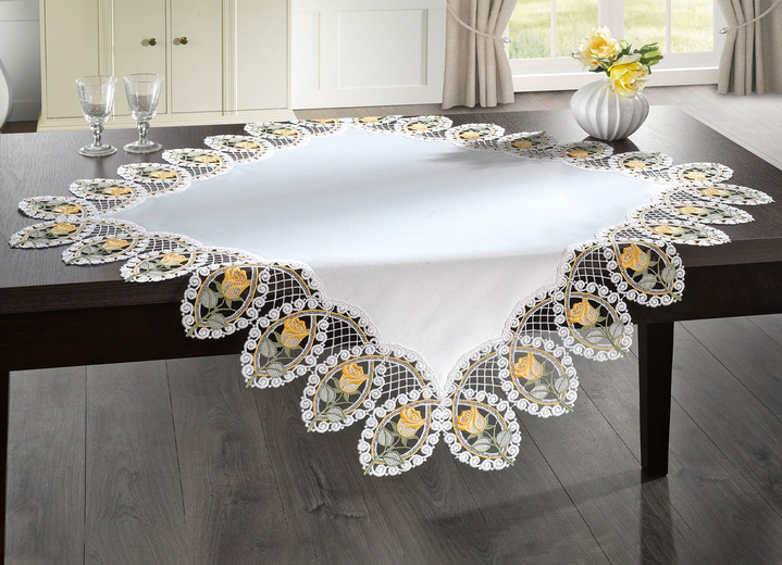 Hemtextil - Bordsduk gjord av äkta Plauenspets, i storlek 102 (Läufer oval, 45/ 78 cm) till 404 (örngott, 40/ 40 cm), i färg MOUSSERANDE VIN Utsikt 1
