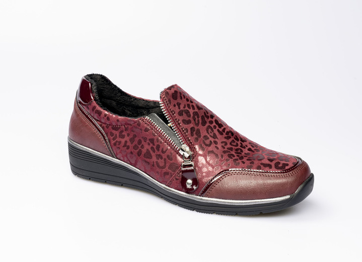 Damskor - Snygg låg sko i leopardlook, i storlek 036 till 042, i färg BORDEAUX Utsikt 1