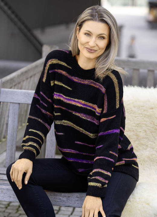 Lång ärm - Tröja med intarsia-ränder, i storlek L(44/46) till XXL(52/54), i färg SCHWARZ-MULTICOLOR