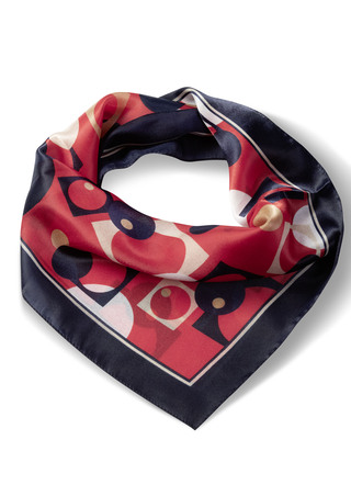 Nicki scarf med geometriska former