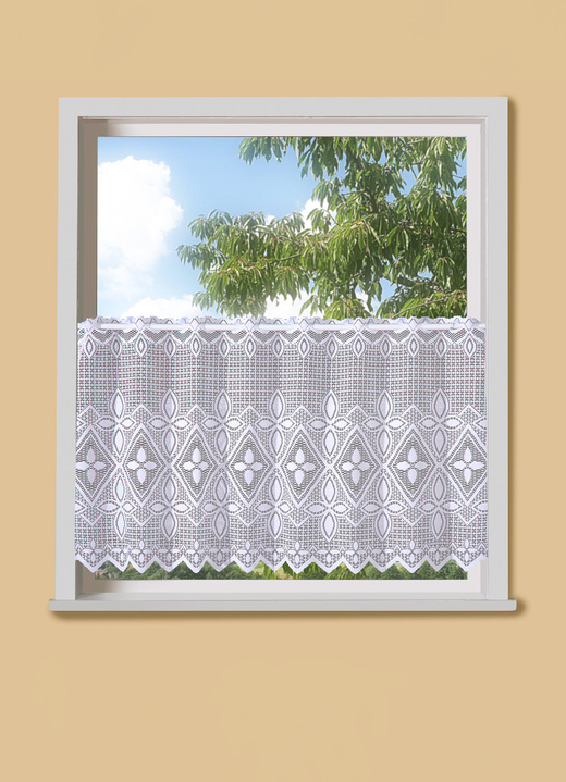 Korta gardiner - Kort persienn med tandad kant och stångöppning, i storlek 661 (H28xB 95 cm) till 791 (H48xB155 cm), i färg VIT