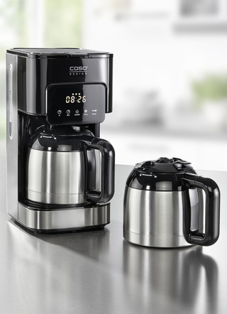 CASO kaffemaskin med 2 dubbelväggiga termoskannor
