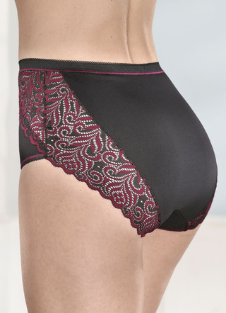 Laurina trepack trosor med elastisk spets