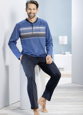Hajo-pyjamas med knappslå och öppna manschetter