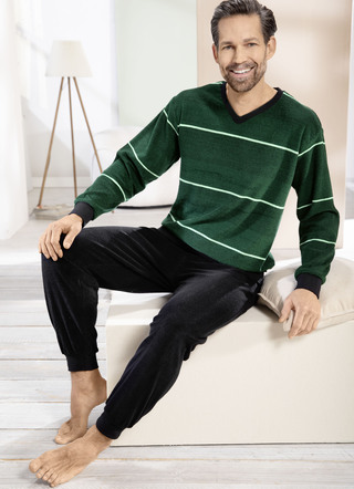 Frottépyjamas med V-ringning och muddar