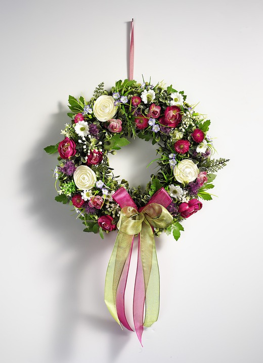 Konstgjorda växter - Väggkrans med ranunculus, i färg