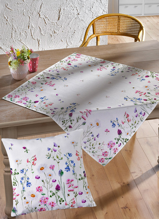 Bord och rum dekoration med äng blomma design