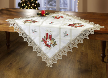 Festligt bord och rumsdekoration med macrame cake