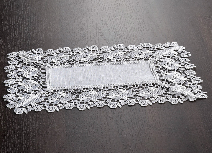 Heminredning - Bords- och rumsdekoration med spetsbård, i storlek 101 (doily, 35x 50 cm) till 404 (örngott, 40x 40 cm), i färg MOUSSERANDE VIN Utsikt 1