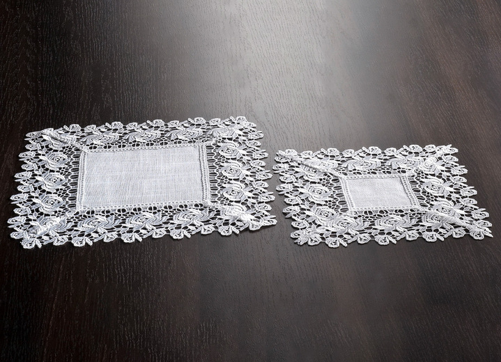 Heminredning - Bords- och rumsdekoration med spetsbård, i storlek 101 (doily, 35x 50 cm) till 404 (örngott, 40x 40 cm), i färg MOUSSERANDE VIN Utsikt 1