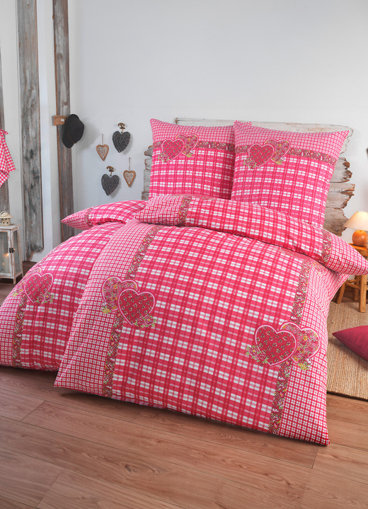 Påslakanset - 4-delat sängklädesset med rustik rutig design, i storlek 411 (2x 40x80 cm + 2x 135x200 cm) till 412 (2x 80x80 cm + 2x 135x200 cm), i färg ROT Utsikt 1