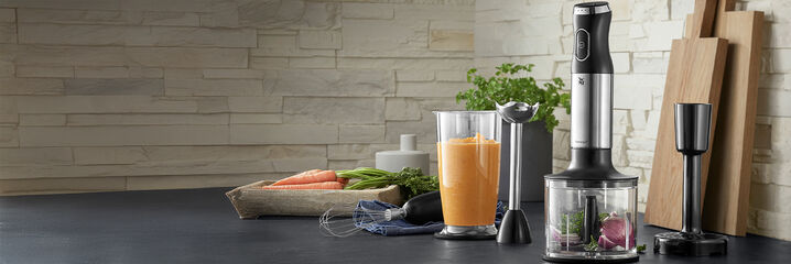 K&ouml;ksredskap: hackare, stavmixer och kniv