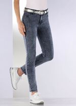 Ankell&aring;nga, figurformade jeans 