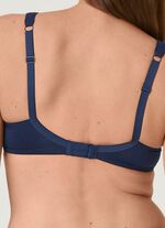 Naturana-bh med satinkant vid dekolletage 