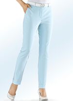 Byxor i moderiktig l&auml;ngd 