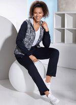 fritidsdr&auml;kt med huva 