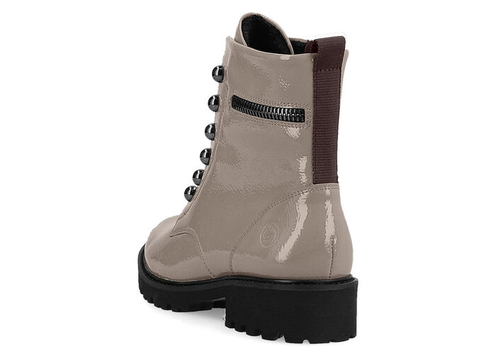 Remonte ankelboots med trendiga dekorativa kedjor i snörningslook TAUPE