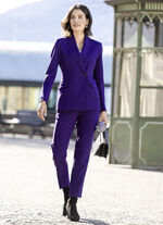 Byxdress i trendig aubergine 