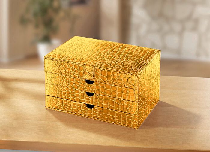 Praktiskt smyckesfodral av konstl&auml;der i krokodillook 