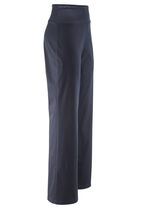 Mjuk stretchbyxa i moderiktig bredd 