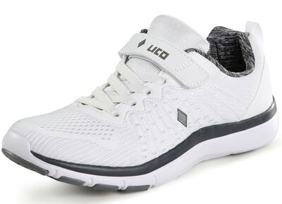 Sneakers gjorda av effektivt m&ouml;nstrat textilmaterial 